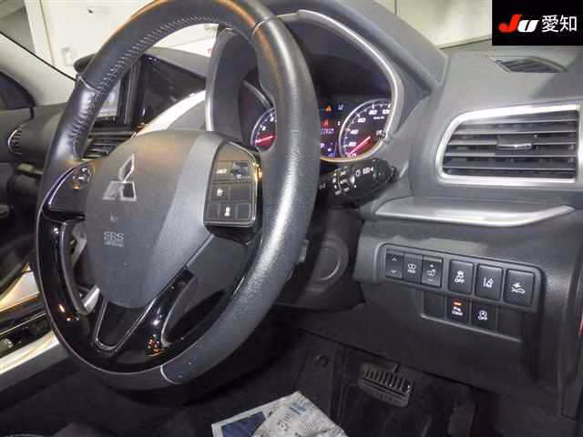 MITSUBISHI ECLIPSE CROSS