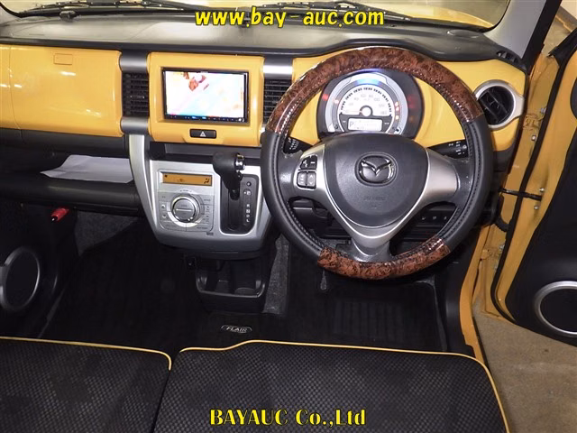 MAZDA FLAIR CROSSOVER