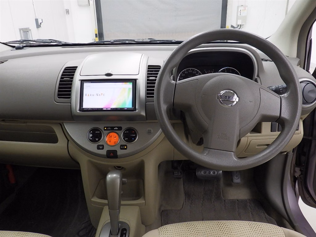 NISSAN NOTE