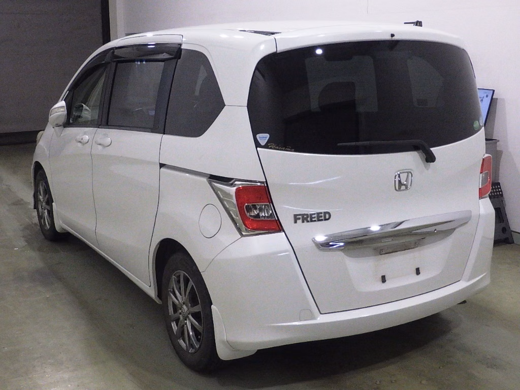 HONDA FREED