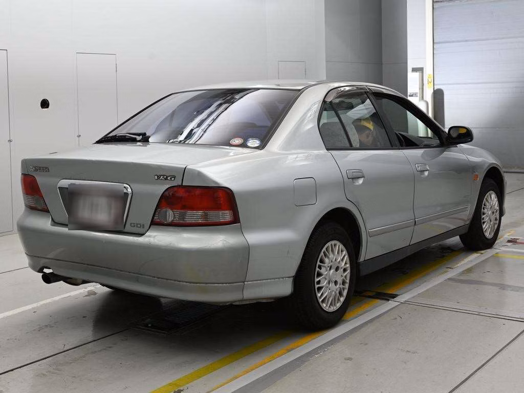 MITSUBISHI GALANT