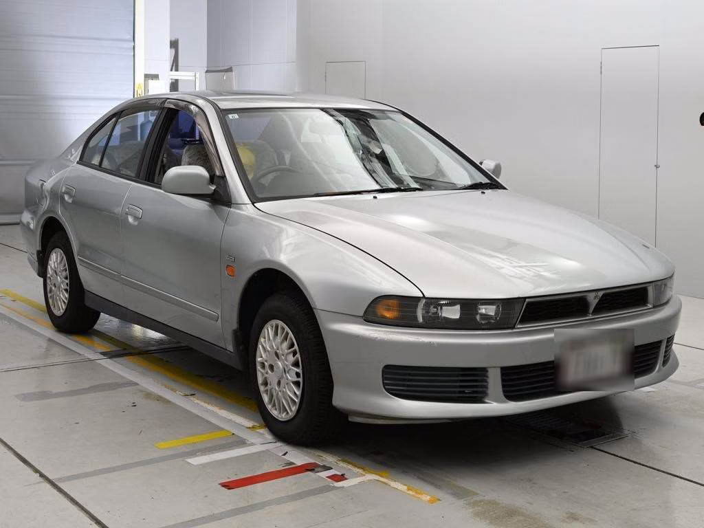 MITSUBISHI GALANT