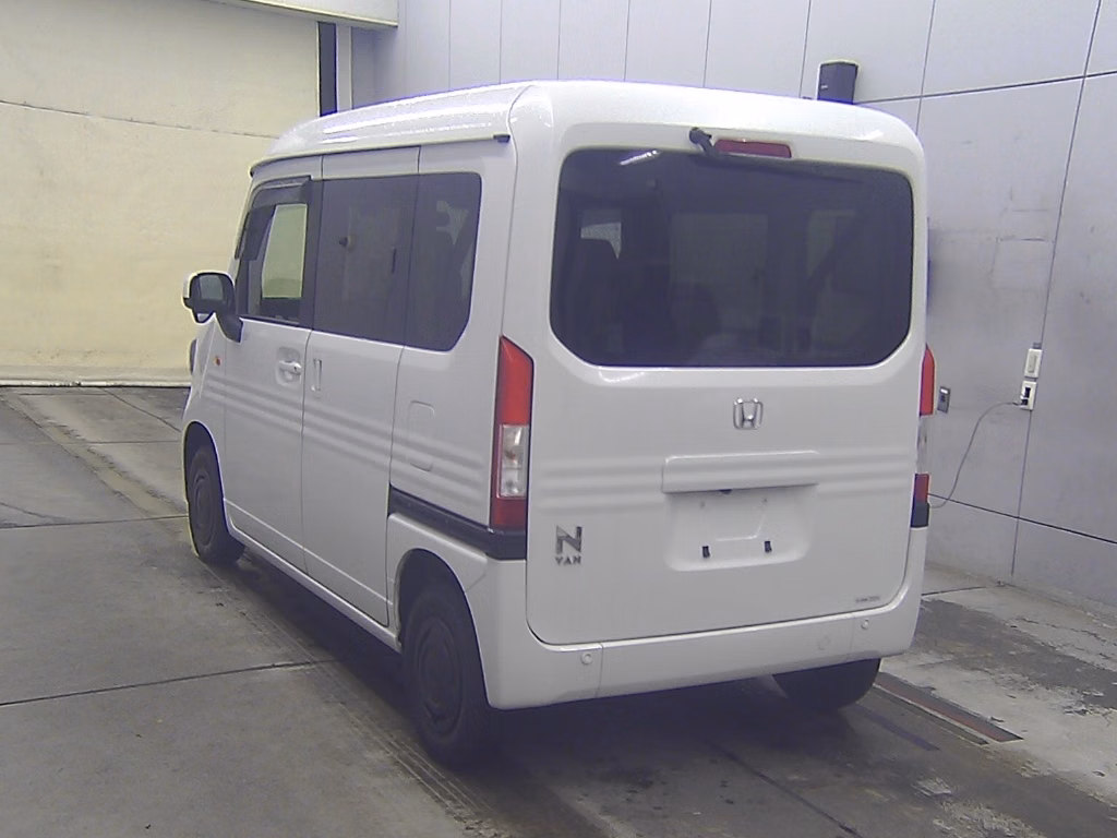 HONDA N-VAN