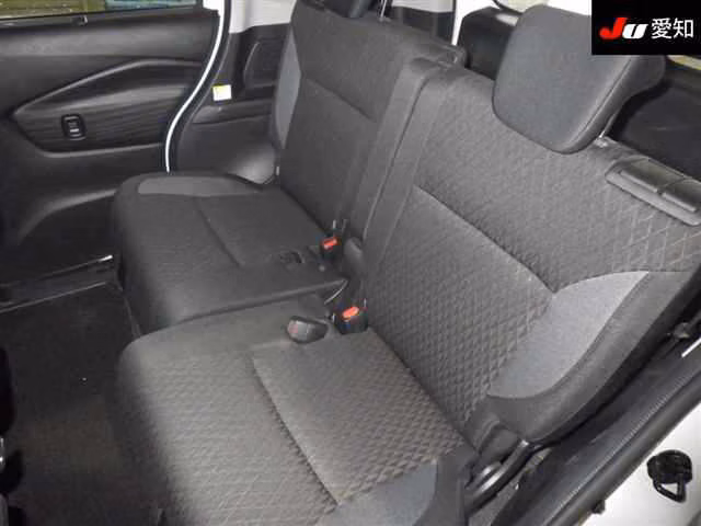 MITSUBISHI DELICA D:2
