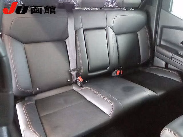 MITSUBISHI TRITON