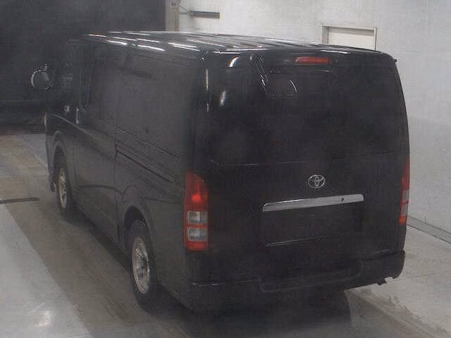 TOYOTA REGIUS ACE