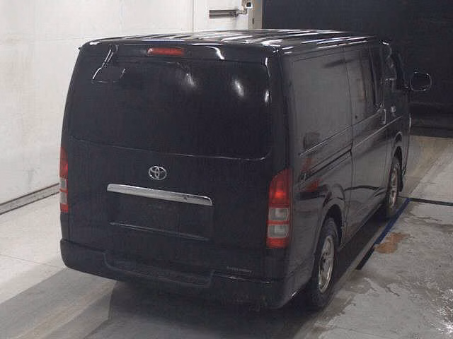 TOYOTA REGIUS ACE