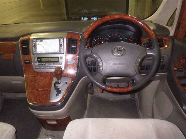 TOYOTA ALPHARD