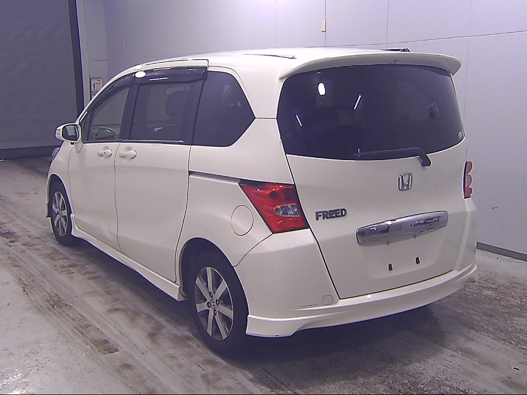 HONDA FREED