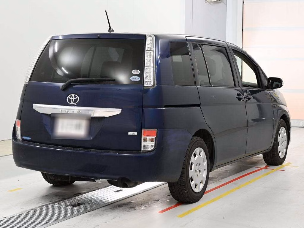 TOYOTA ISIS