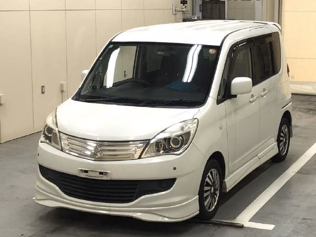 MITSUBISHI DELICA D:2