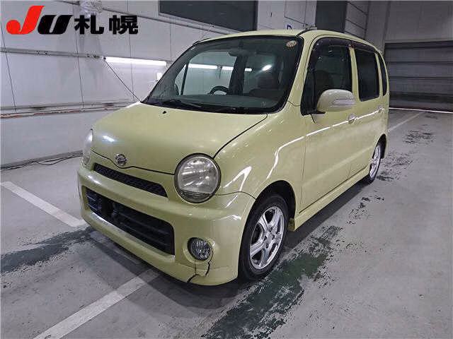 DAIHATSU MOVE LATTE