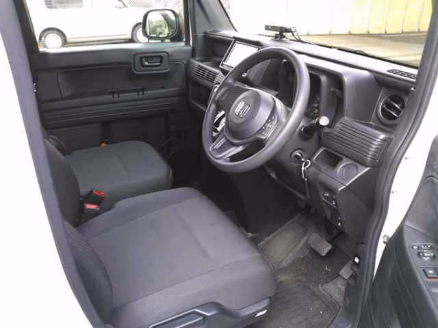 HONDA N-VAN