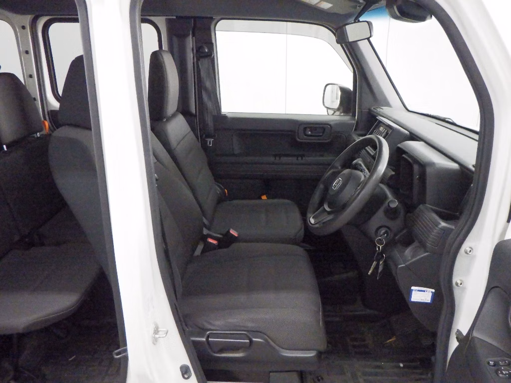 HONDA N-VAN