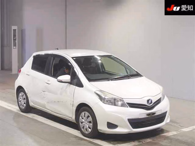 TOYOTA VITZ