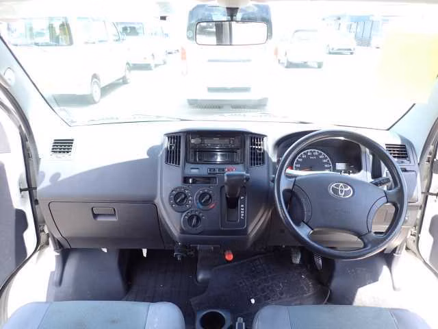 TOYOTA LITE ACE