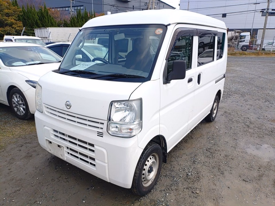 NISSAN NV100 CLIPPER