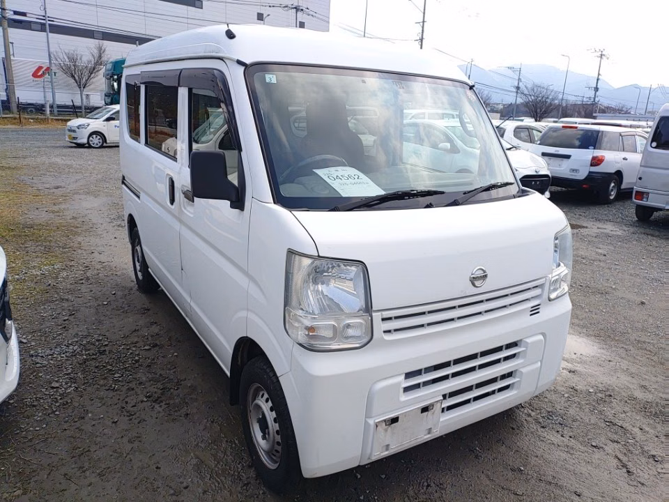 NISSAN NV100 CLIPPER