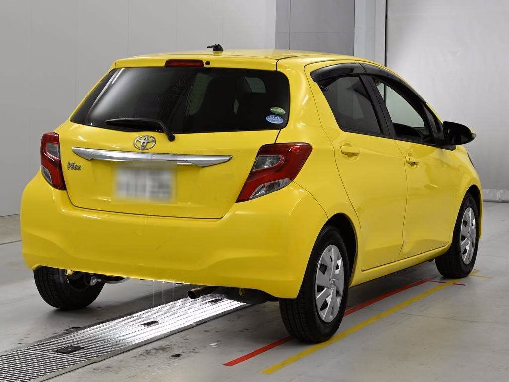 TOYOTA VITZ
