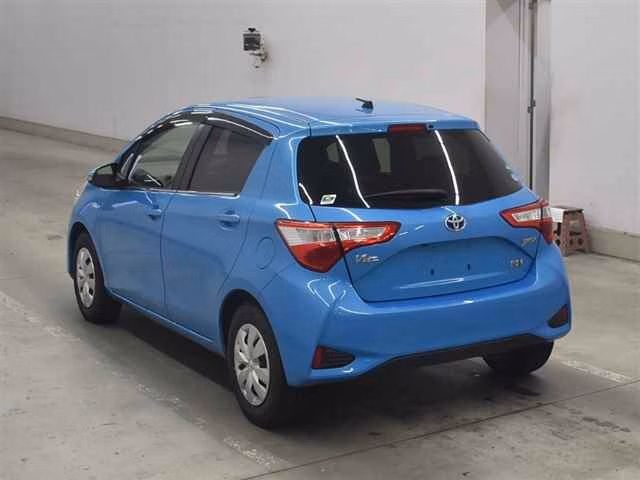 TOYOTA VITZ