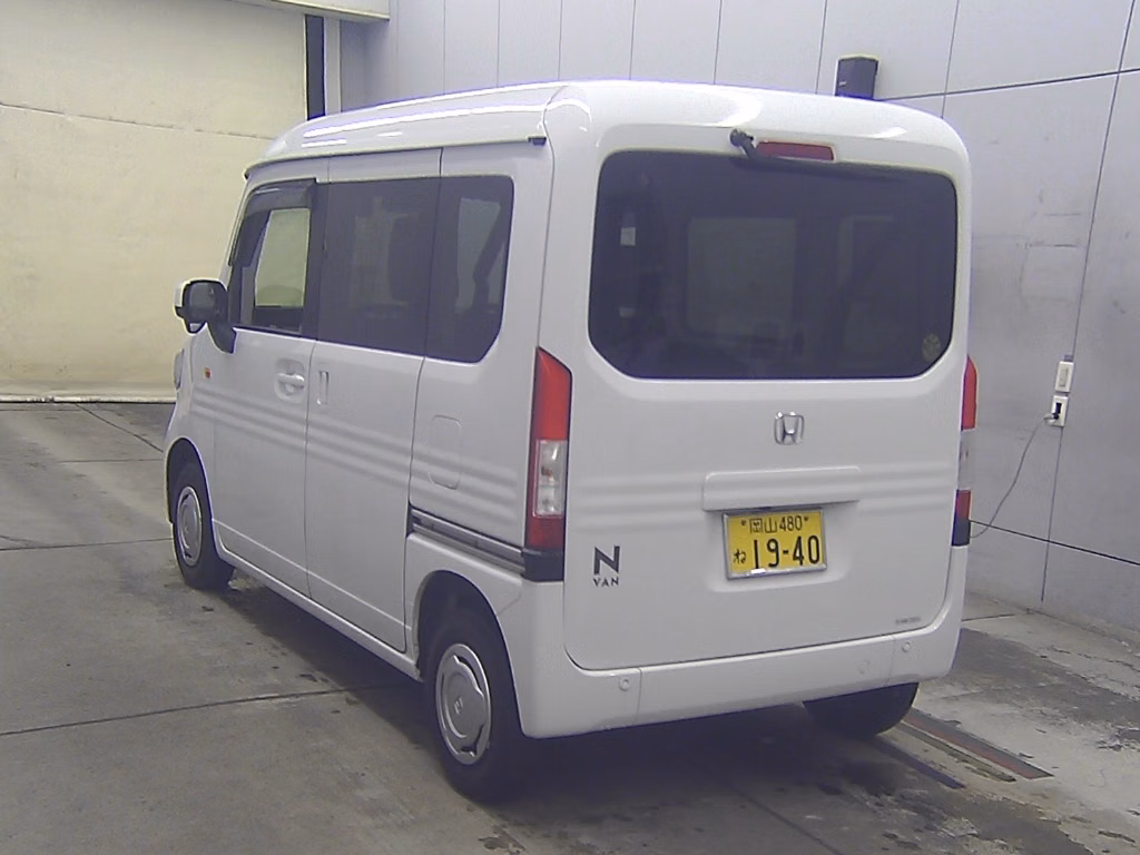 HONDA N-VAN