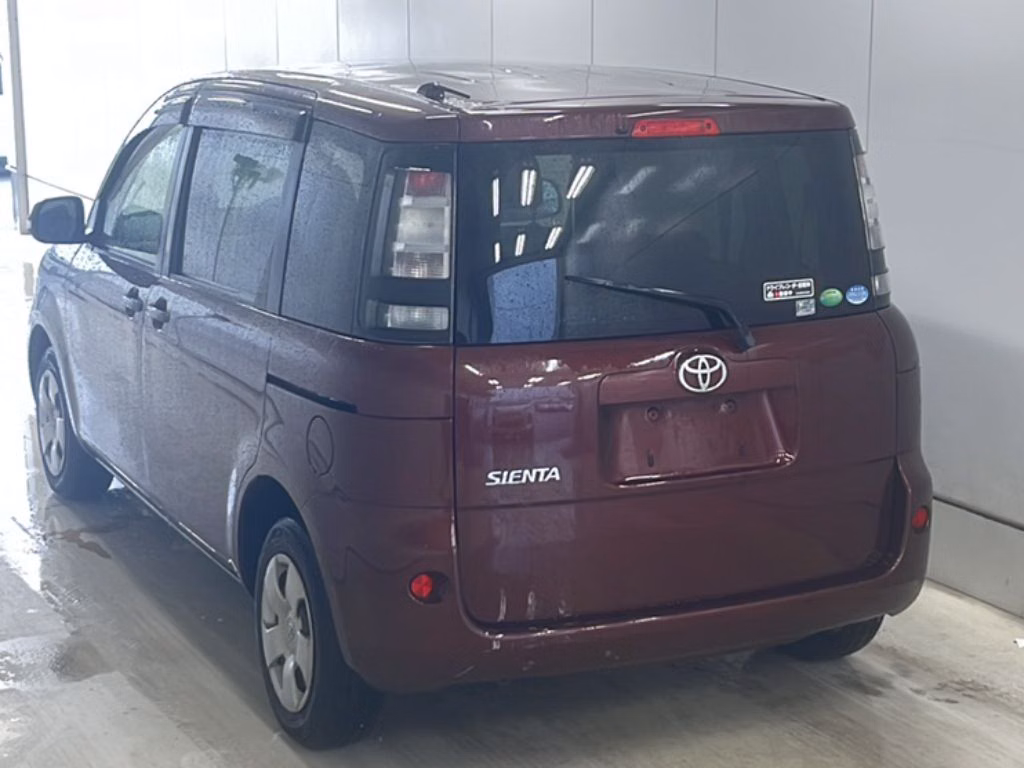 TOYOTA SIENTA