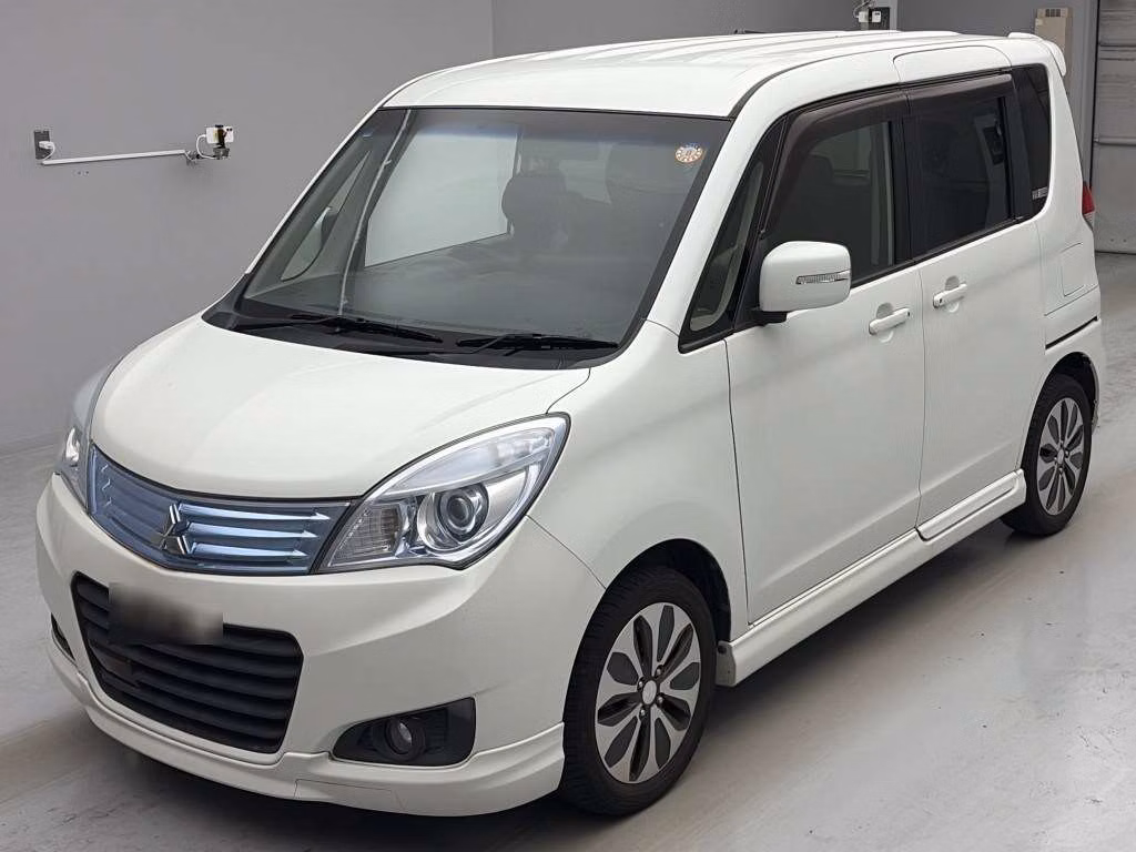 MITSUBISHI DELICA D:2