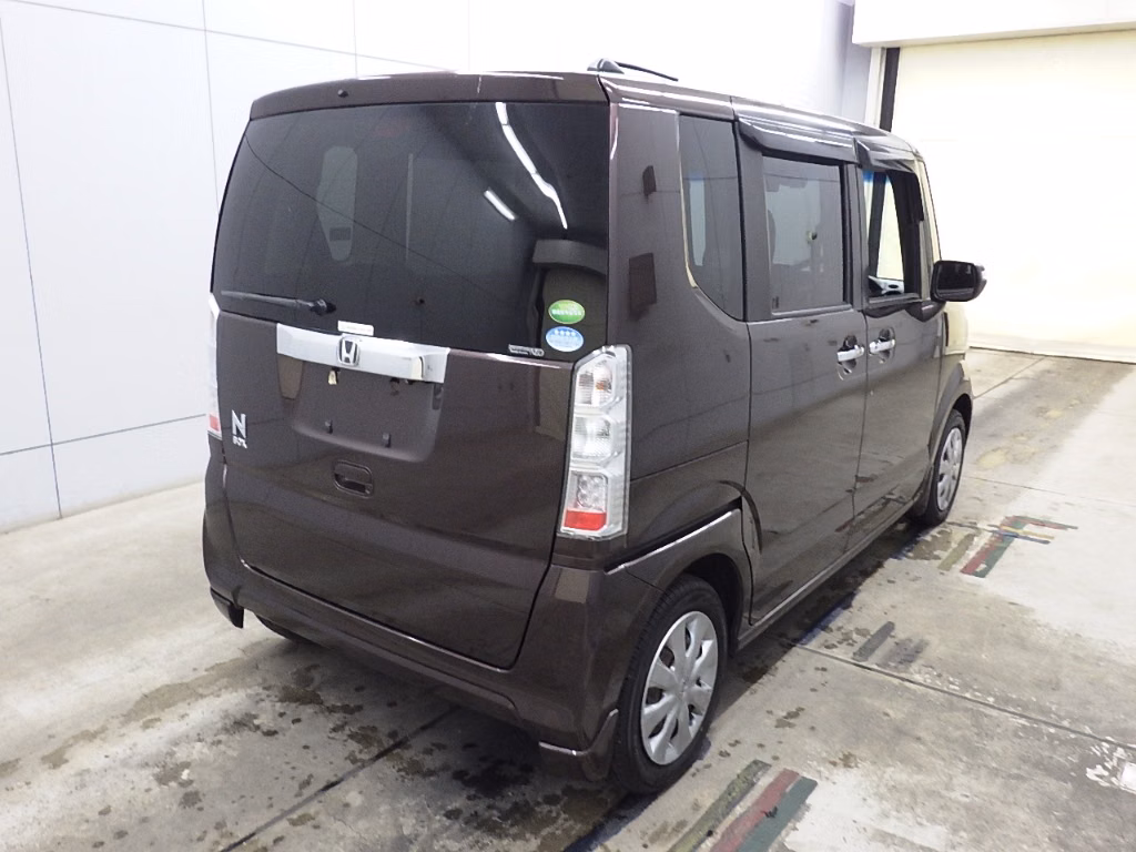 HONDA N-BOX