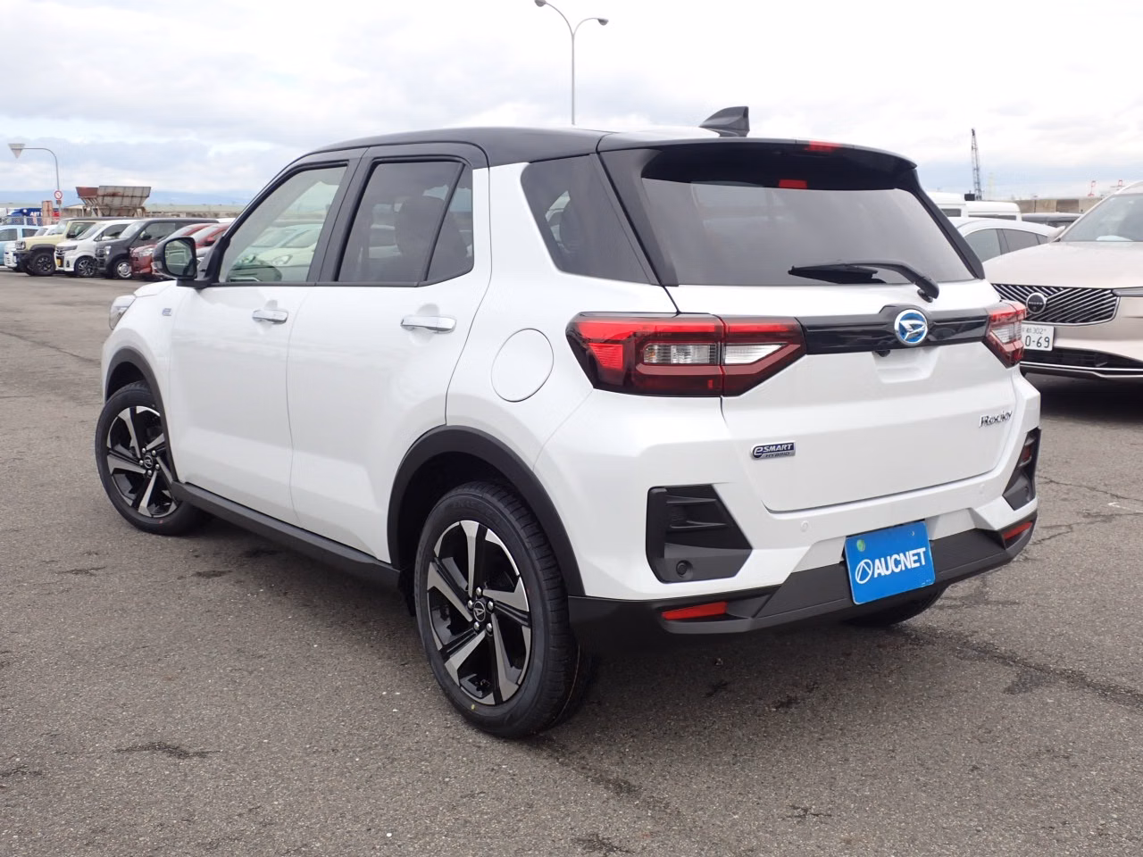 DAIHATSU ROCKY