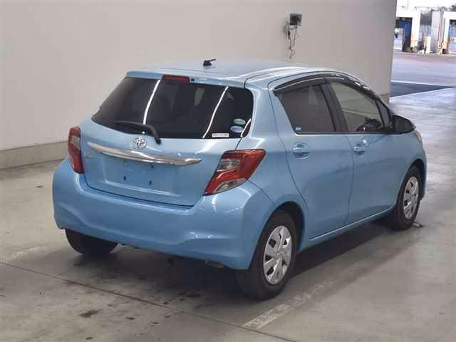 TOYOTA VITZ