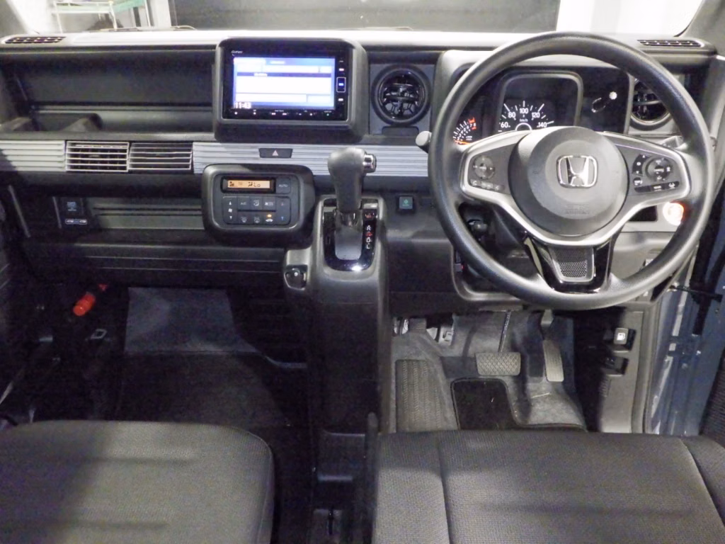 HONDA N-VAN