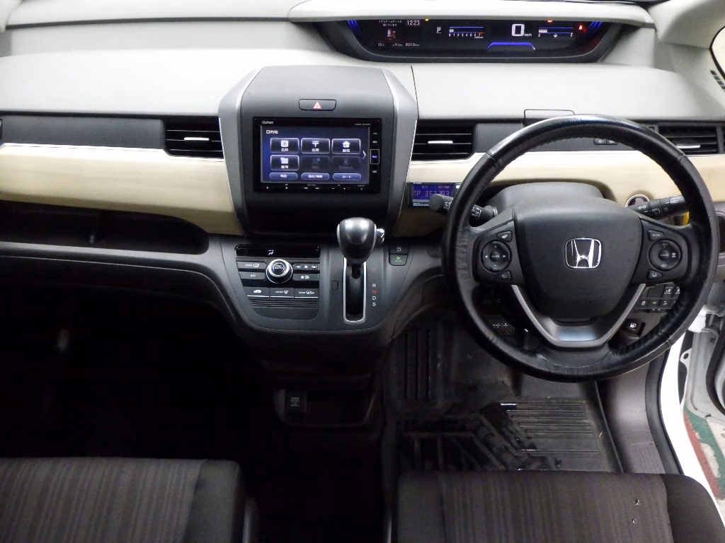 HONDA FREED