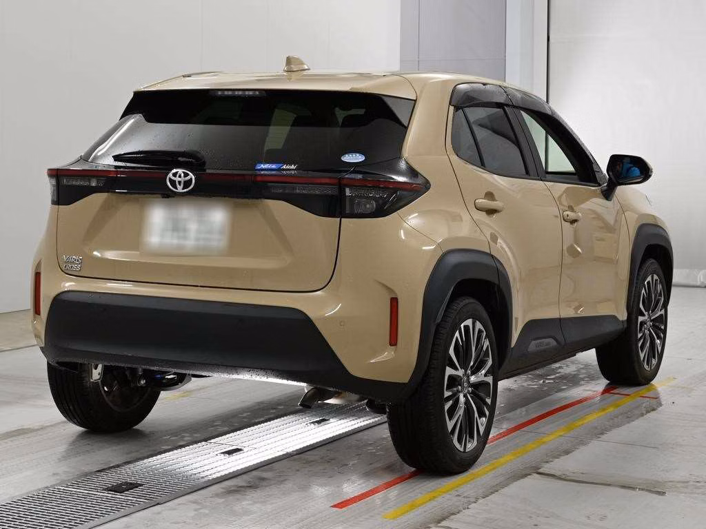 TOYOTA YARIS CROSS