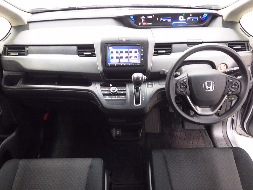 HONDA FREED+
