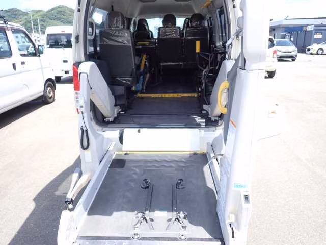 TOYOTA REGIUS ACE