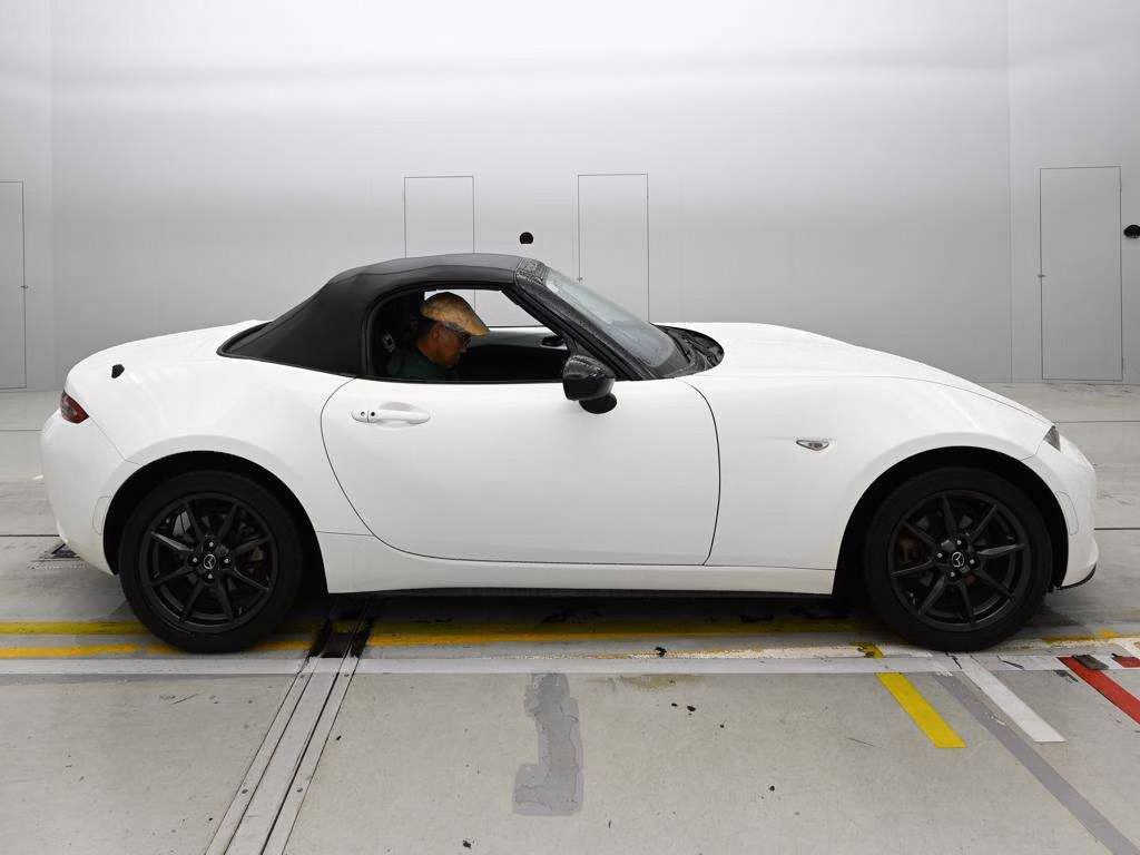 MAZDA MX-5