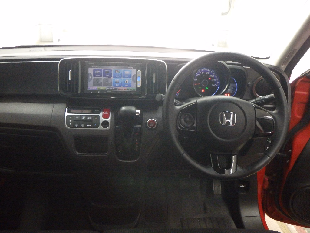 HONDA N-ONE