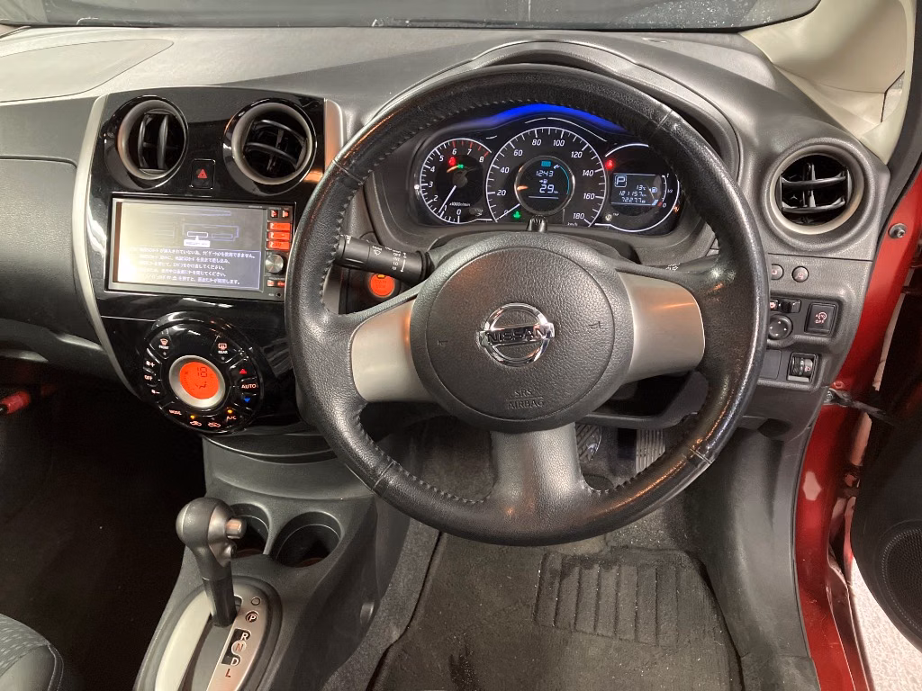 NISSAN NOTE