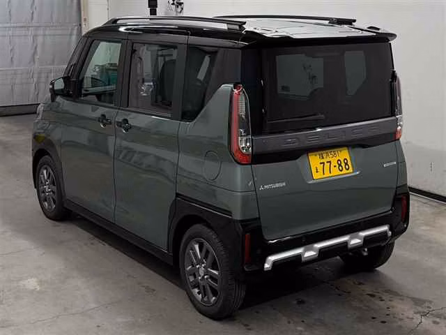 MITSUBISHI DELICA MINI