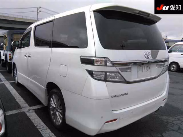 TOYOTA VELLFIRE