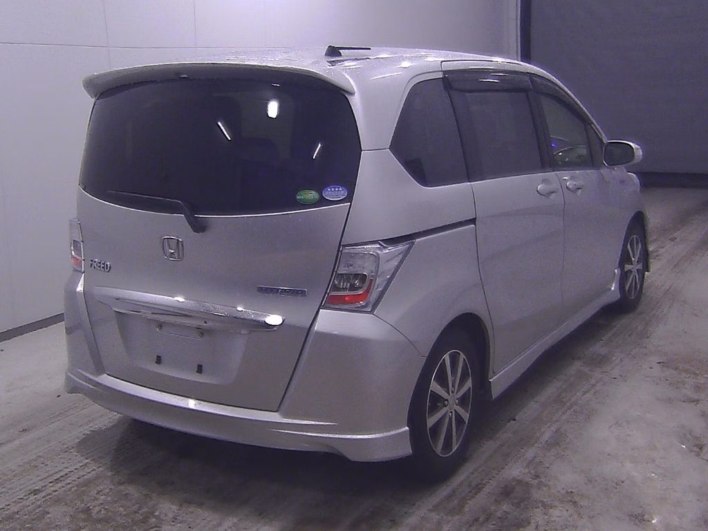 HONDA FREED
