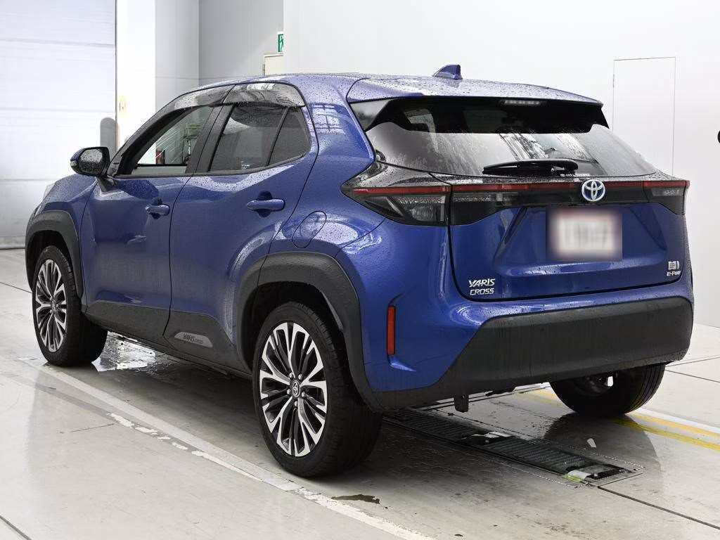 TOYOTA YARIS CROSS