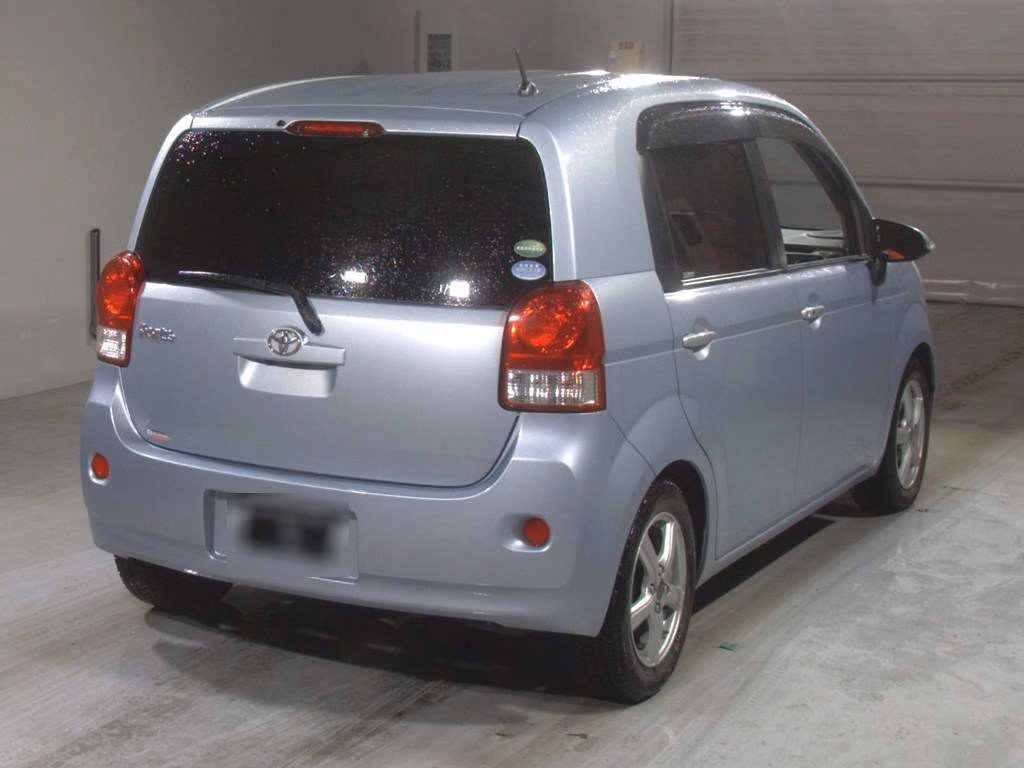 TOYOTA PORTE