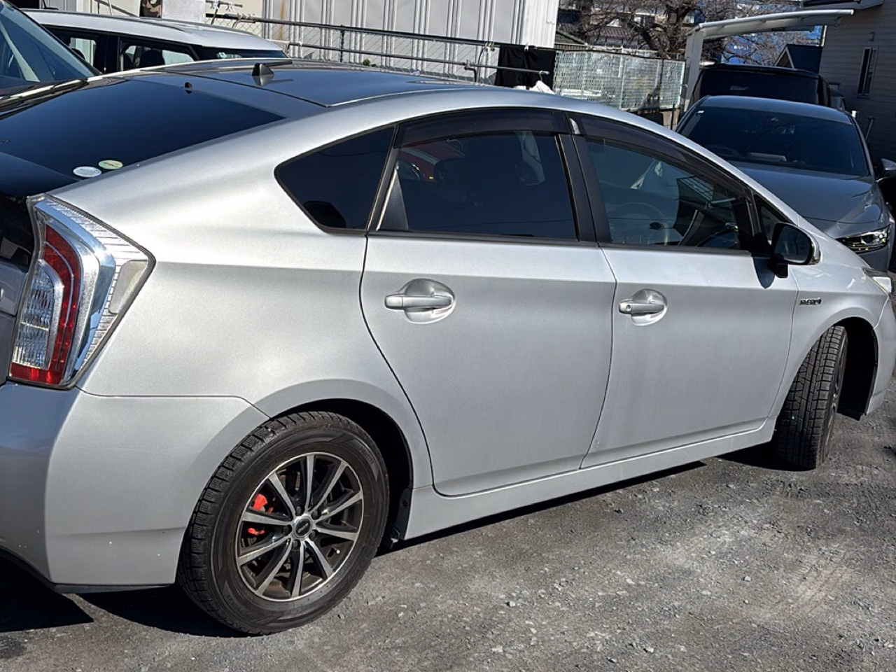 TOYOTA PRIUS