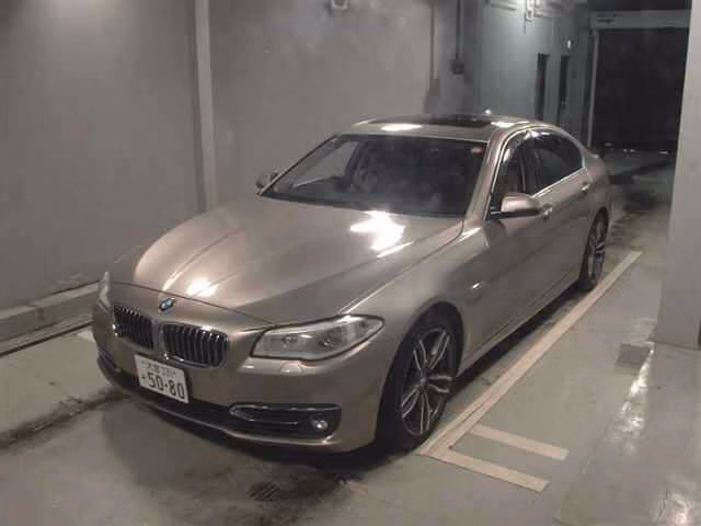 BMW 5-SERIES