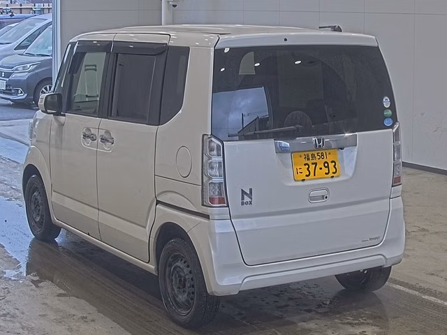 HONDA N-BOX