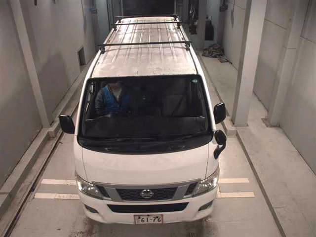 NISSAN NV350 CARAVAN