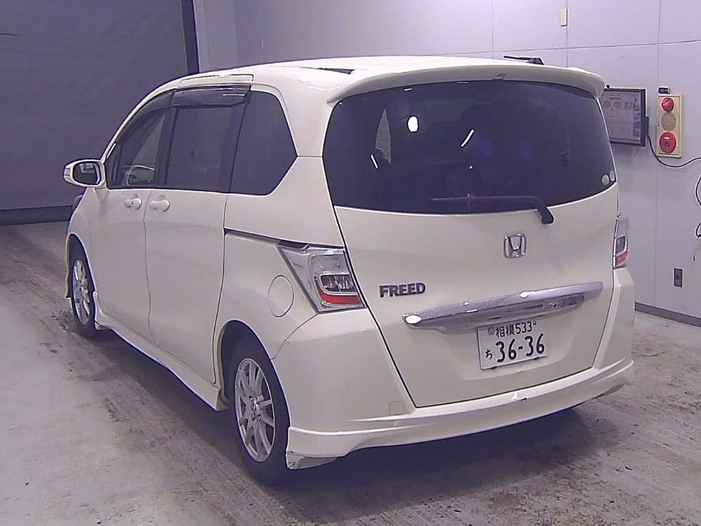 HONDA FREED
