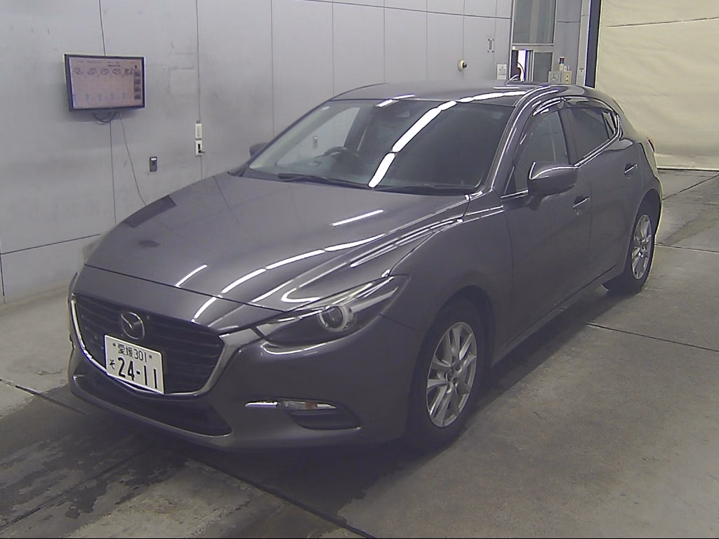 MAZDA AXELA
