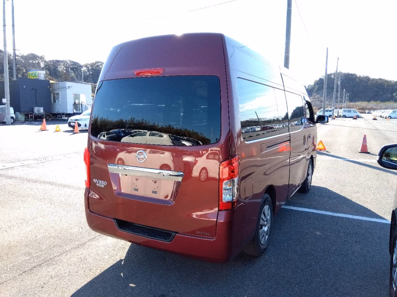 NISSAN NV350 CARAVAN